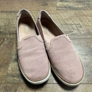 Vionic Malians Pink Perforated Suede slip ons